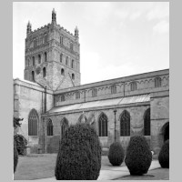 Tewkesbury Abbey, photo by Heinz Theuerkauf,15.jpg